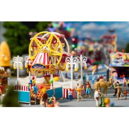 Grande roue à vapeur nostalgique