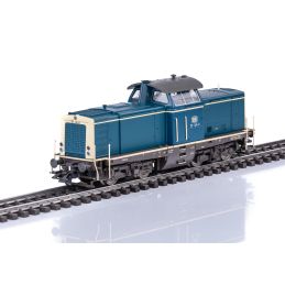 Class 211 Diesel Locomotive