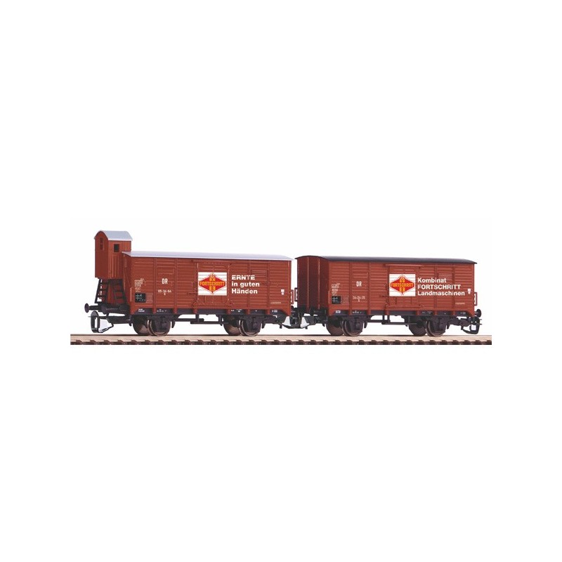 Set 2 wagons couverts G02 DR