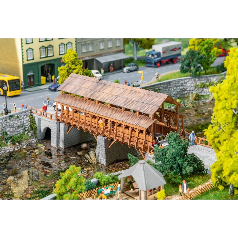 Pont ferroviaire en bois